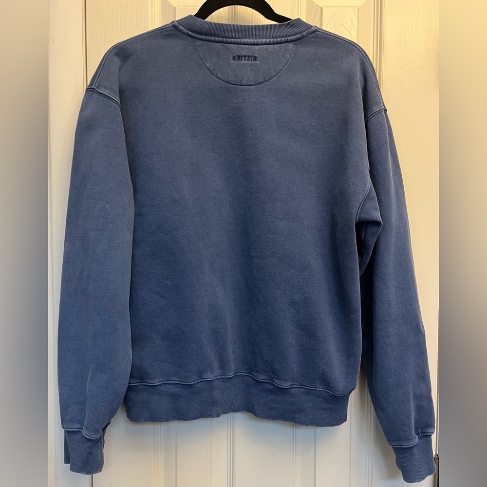 Aritzia Sweatfleece Perfect Fit Crewneck Hip Length Distressed Blue Sweatshirt M